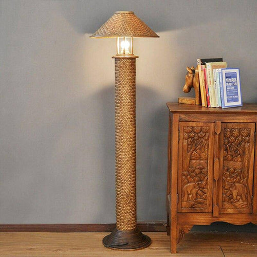 Floor lamp in woven bamboo Retro