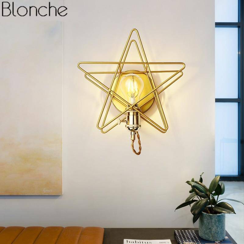 Aplique LED dorado en forma de estrella