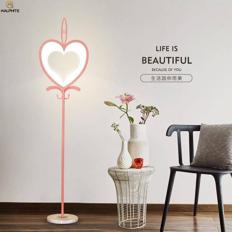 Floor lamp pink heart-shaped Gift