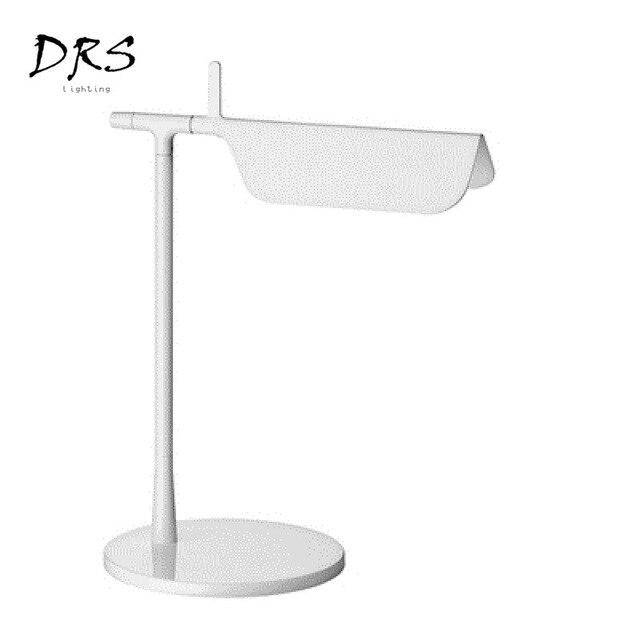 Italy simplistic design table lamp
