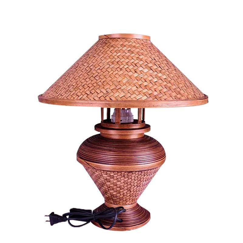 Vintage red bedside lamp with lampshade in bamboo Asia