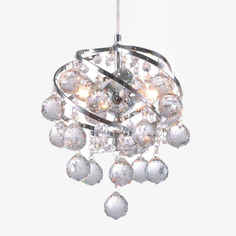 pendant light modern design in crystal and balls