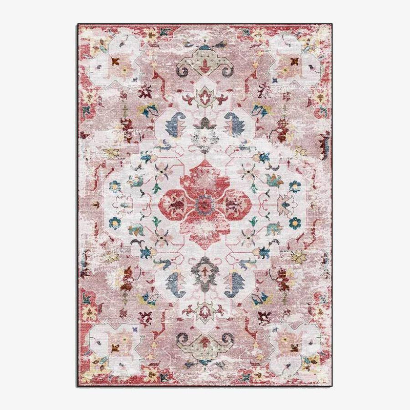 Persian rug in vintage pink Persy E