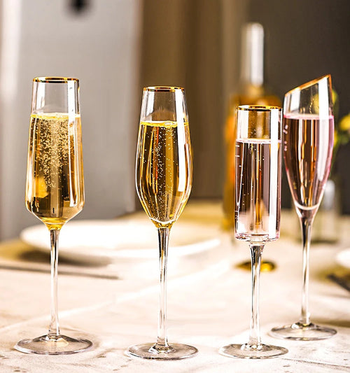 Flutes a champagne design elegant souffle main verre