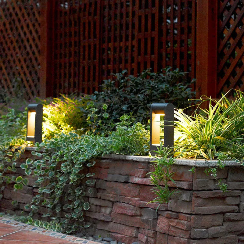 Lampe de pelouse extérieure en aluminium