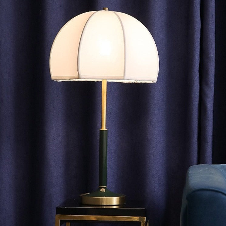 Retro LED table lamp lampshade round American