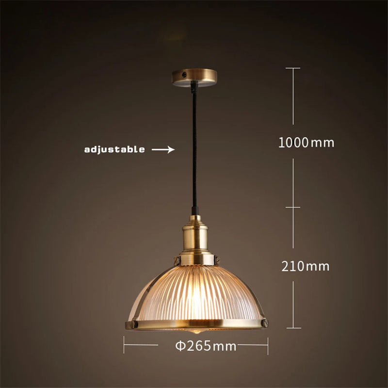 lampe suspendue vintage en verre transparent pour ambiance nostalgique