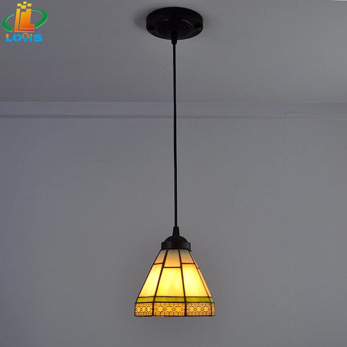 lustre en verre style tiffany pour décoration intérieure élégante - vue 3 sur 13