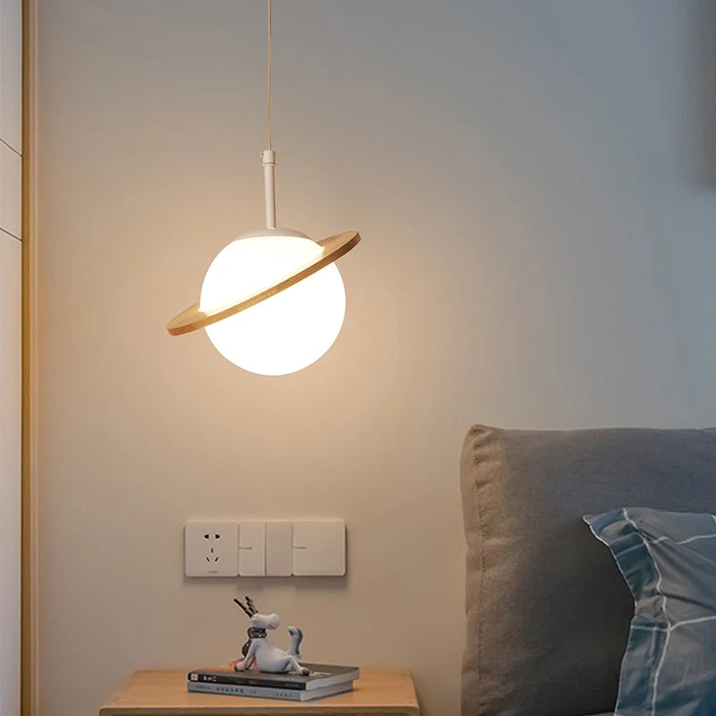 suspension nordique en bois forme planète décorative - vue 4 sur 12