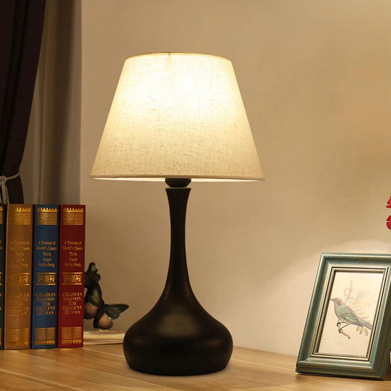 lampe de table polyvalente pour chambre hôtel et bureau - vue 4 sur 8