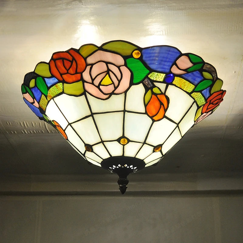 plafonnier moderne style tiffany design minimaliste pour décoration intérieure