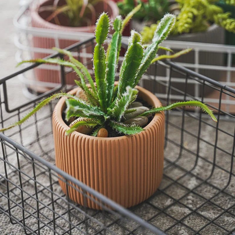 moule à pot de fleurs en béton à rayures et en silicone