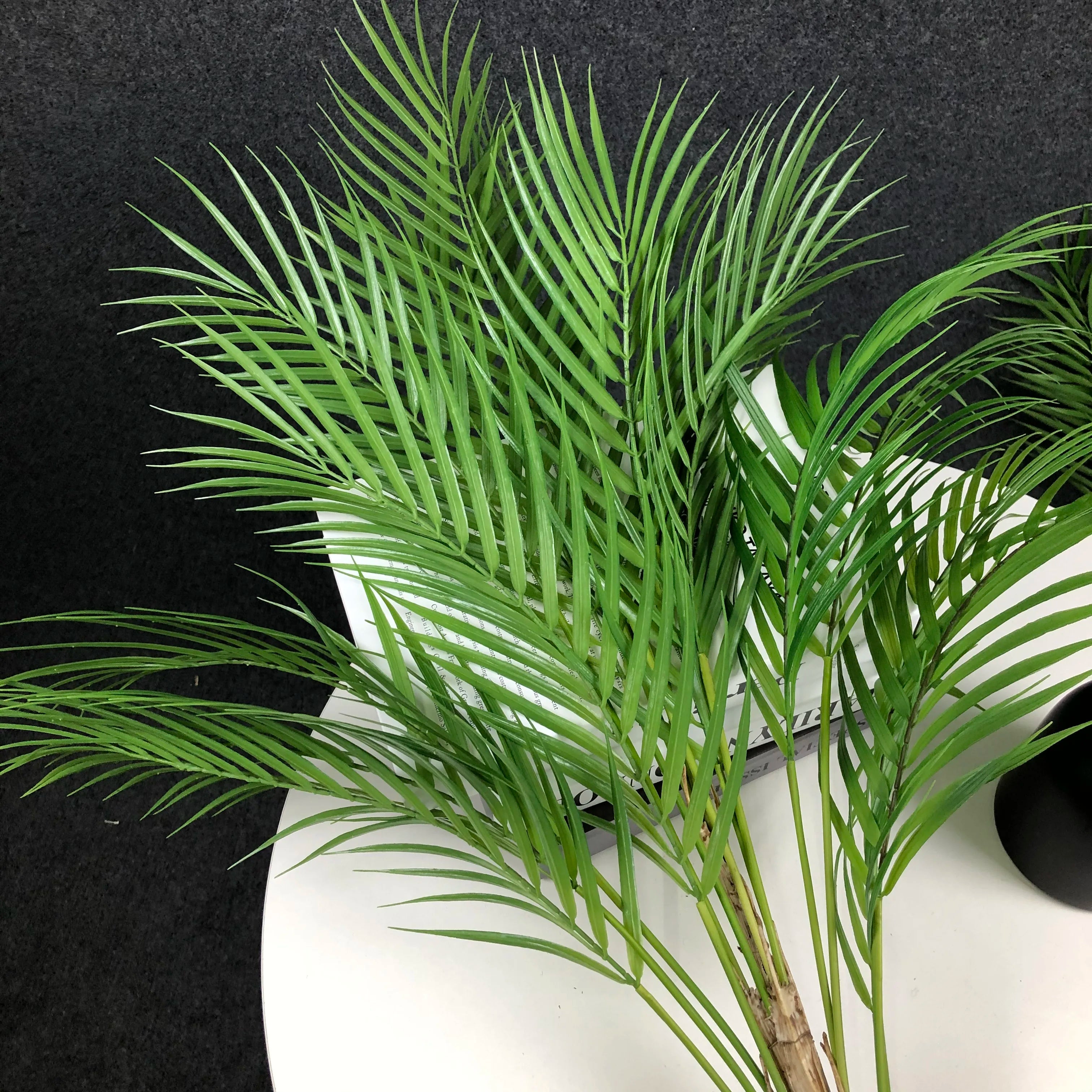 bouquet de palmiers artificiels pour décoration hawaïenne festive - vue 5 sur 12
