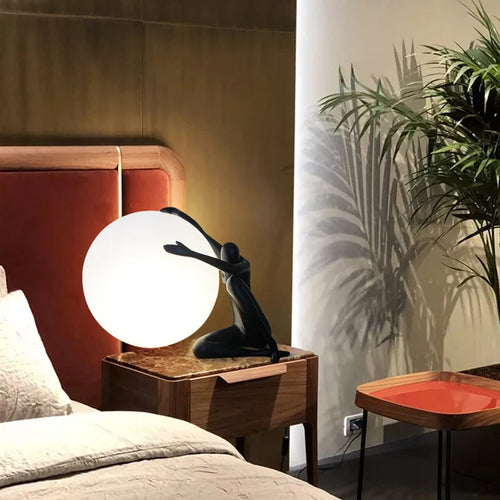 lampe à poser sculpture humanoïde design créatif pour décoration intérieure - vue 4 sur 8