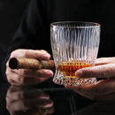Verre whisky old fashioned design élégant relief