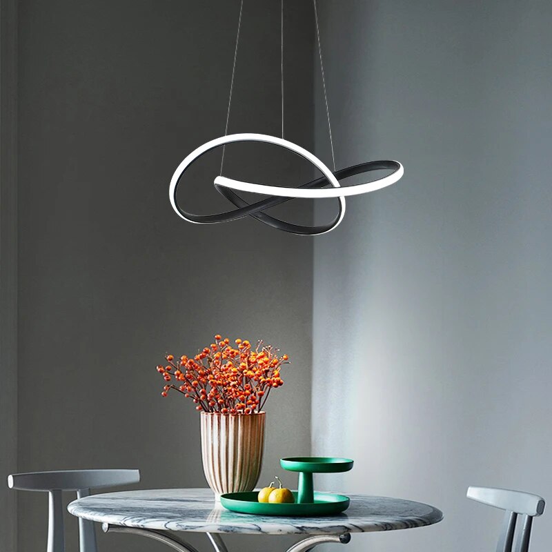 Suspension circulaire au design moderne nordique et minimaliste