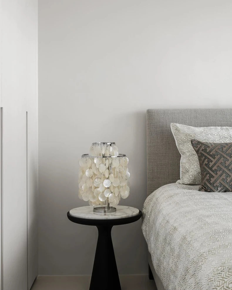 (80j - 5juin) Lampe à poser moderne LED avec plaques nacrées Loredi - vue 7 sur 10