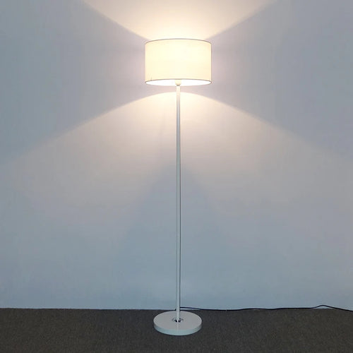 lampe de chevet minimaliste avec interrupteur à pied créatif - vue 2 sur 10