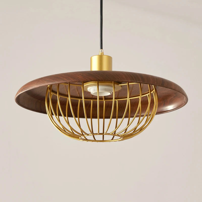 suspension nordique minimaliste pour espace contemporain et convivial