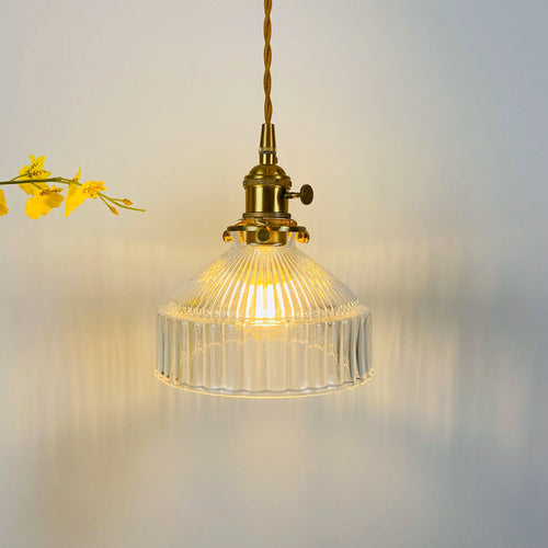 pendant light with lampshade in retro Casbelle glass