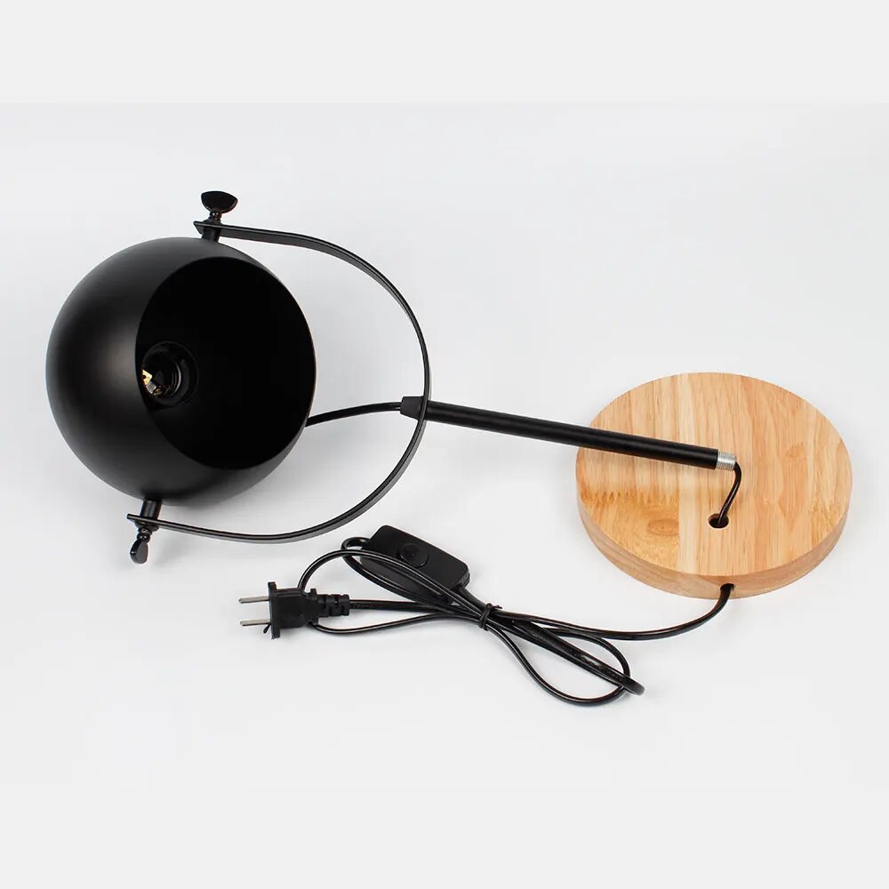 Lampe de table bois nordique et métal à intensité variable - vue 6 sur 14