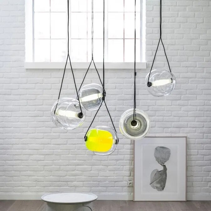 Suspension au design nordique moderne et minimaliste
