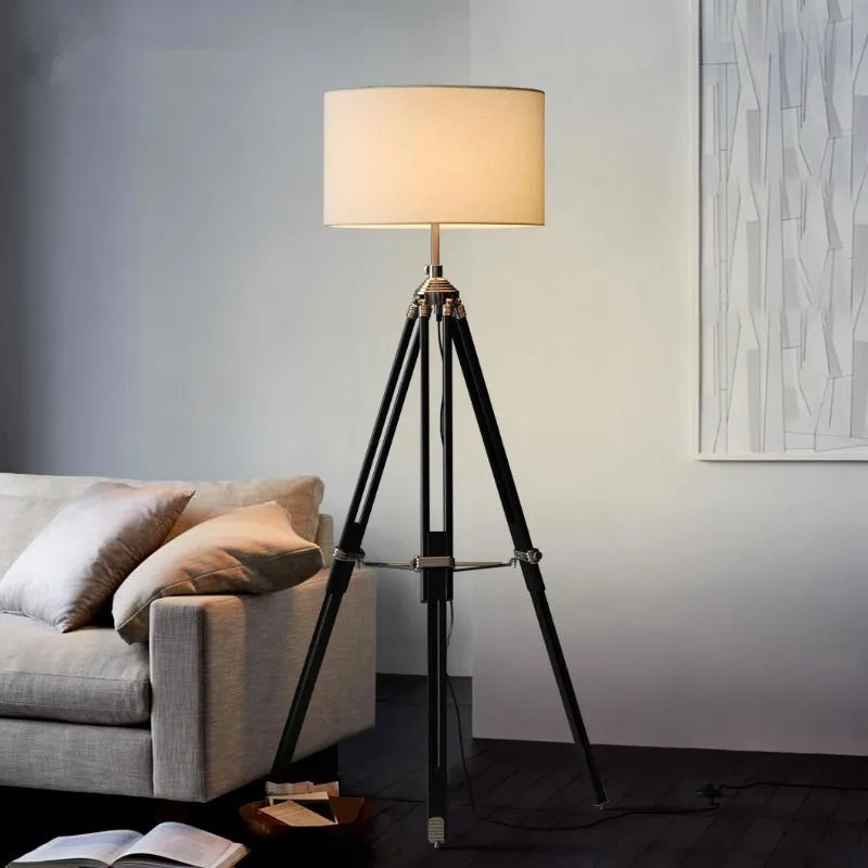 lampe à poser en bois massif style industriel créatif - vue 3 sur 10