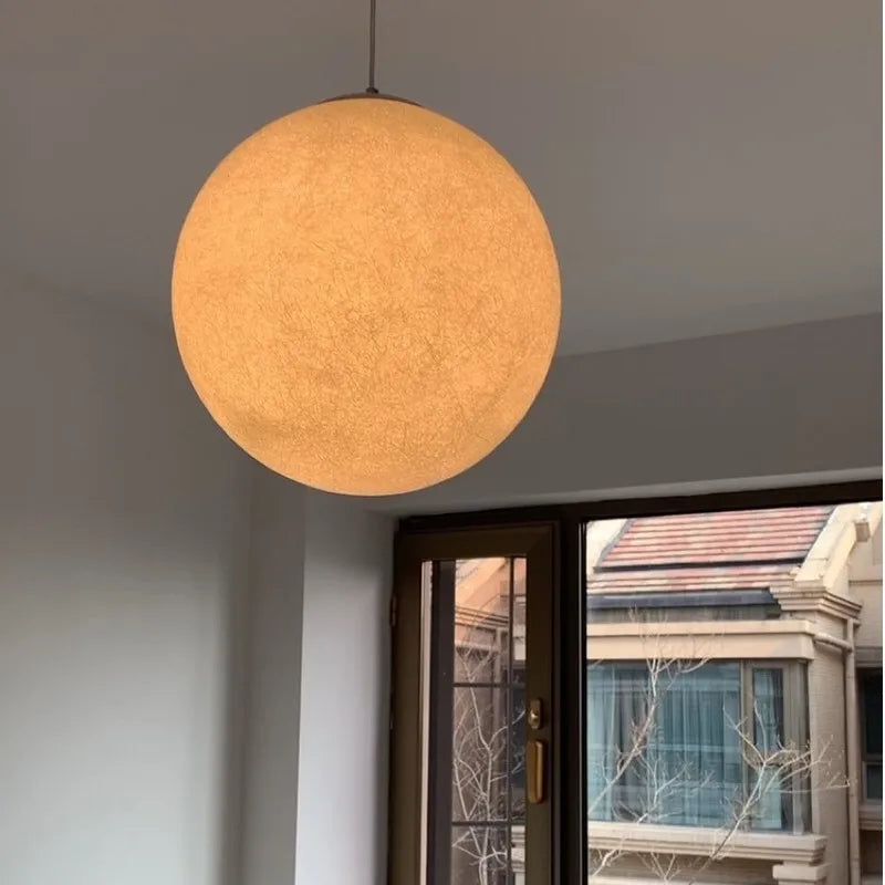 suspension créative en forme de lune pour une ambiance romantique - vue 3 sur 9