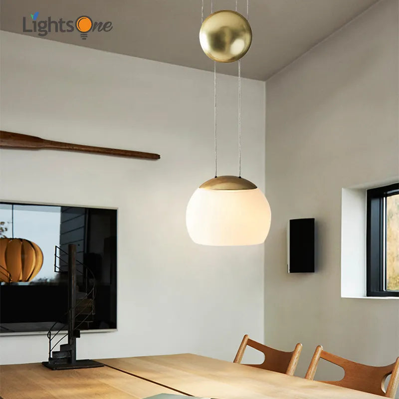 Suspension design nordique postmoderne - vue 4 sur 7