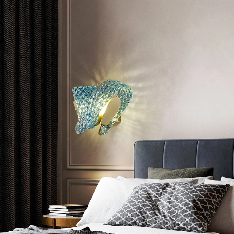 applique murale art déco en cuivre et verre bleu design élégant - vue 2 sur 14