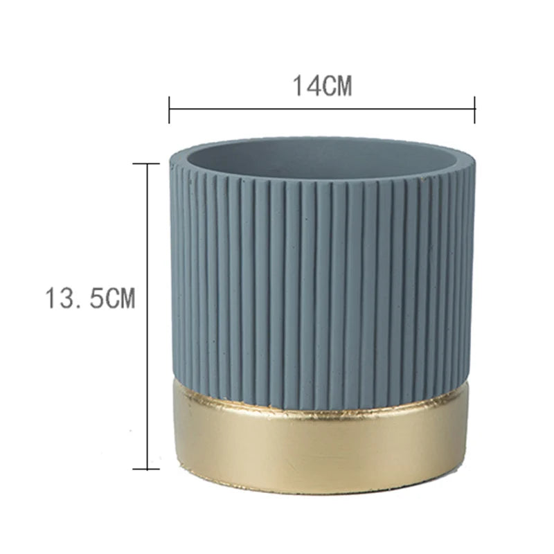 moule en silicone pour pot de fleurs en béton fait maison - vue 12 sur 14