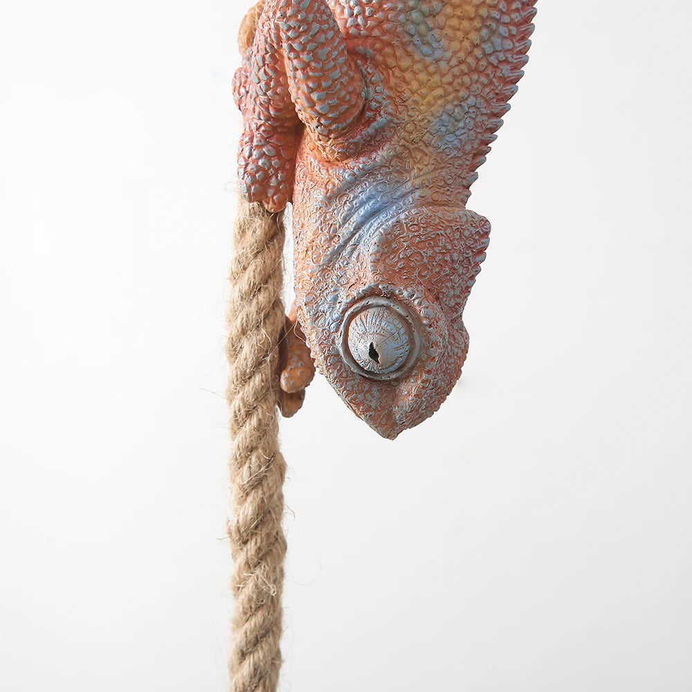 suspension en résine caméléon pour décoration artistique moderne - vue 6 sur 10