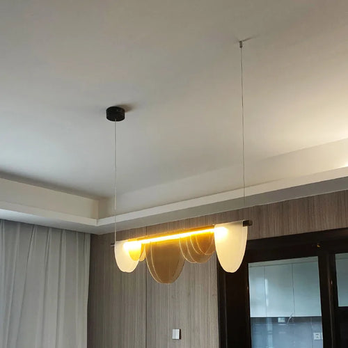 lustre moderne en acrylique pour restaurant bar café lumineux et créatif - vue 6 sur 10