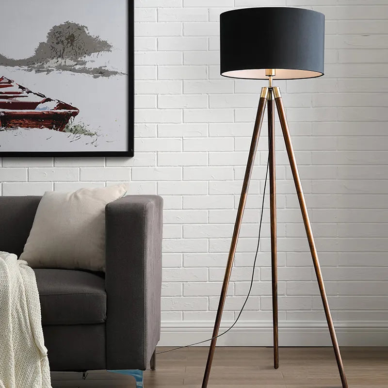 Lampadaire haut LED moderne