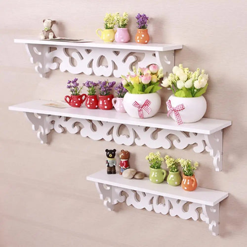 étagère murale en bois sculpté pour décoration intérieure