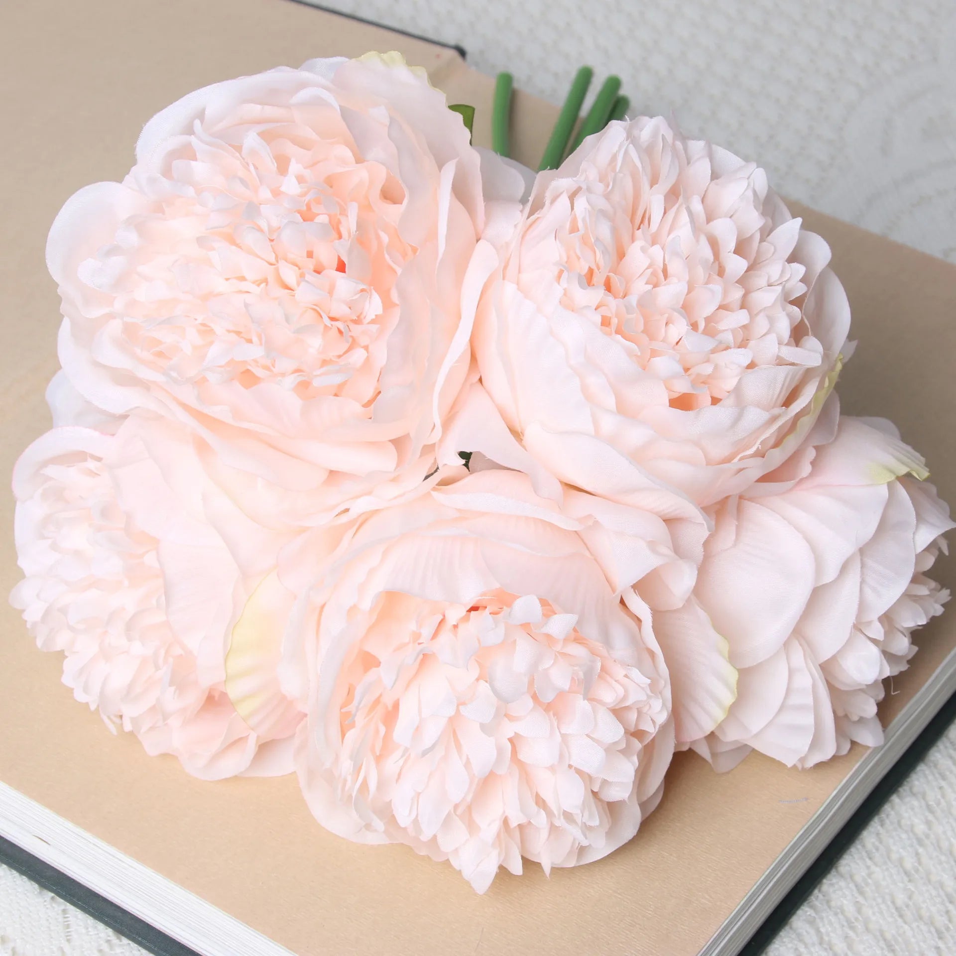 bouquet de 5 pivoines artificielles en soie pour décoration - vue 7 sur 14