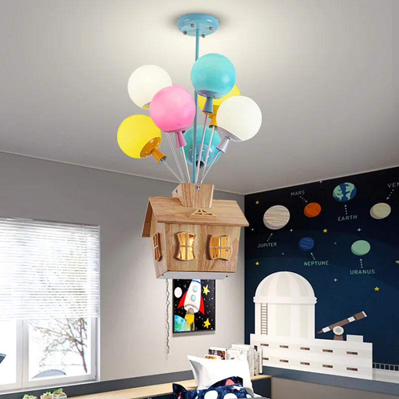 Lustre enfant en forme de ballon