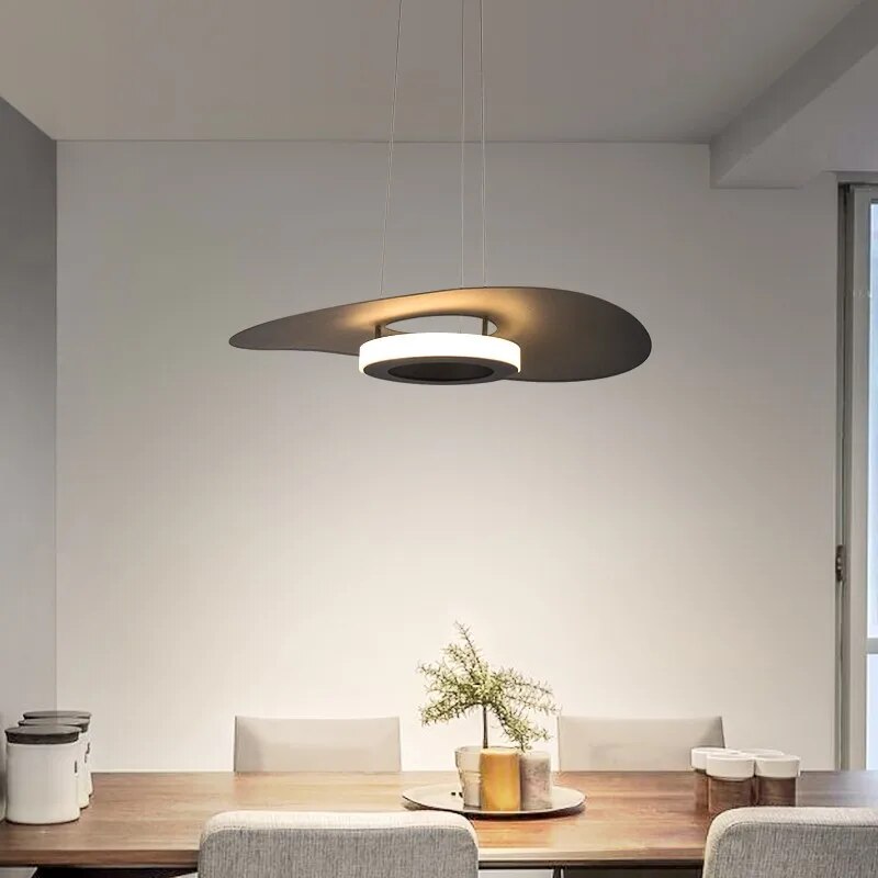 Lustre créatif minimaliste moderne