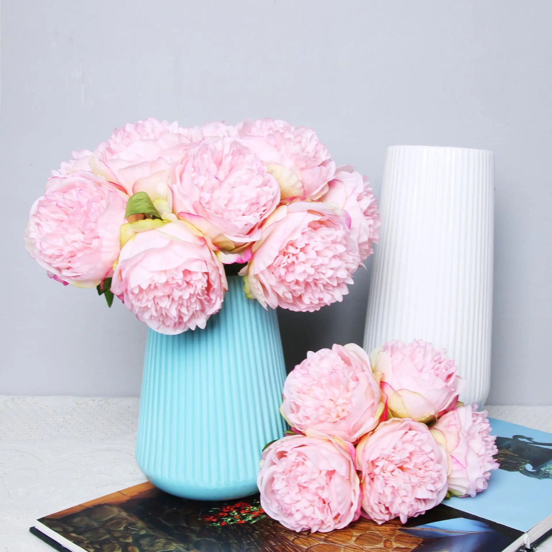bouquet de 5 pivoines artificielles en soie pour décoration - vue 4 sur 14