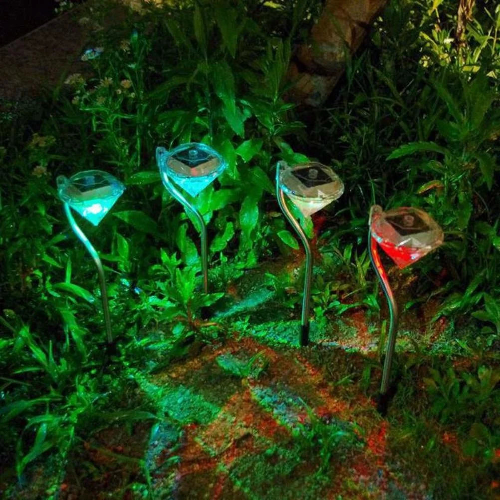 Lampe solaire LED en forme de diamant - vue 4 sur 9