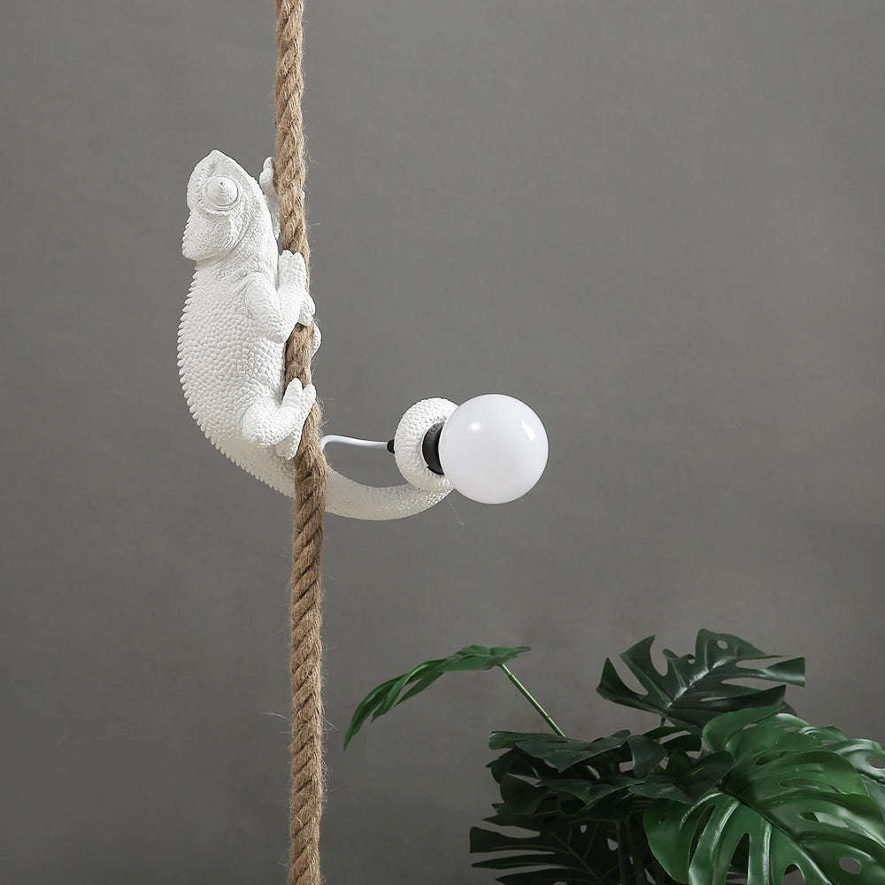 suspension en résine caméléon pour décoration artistique moderne - vue 3 sur 10