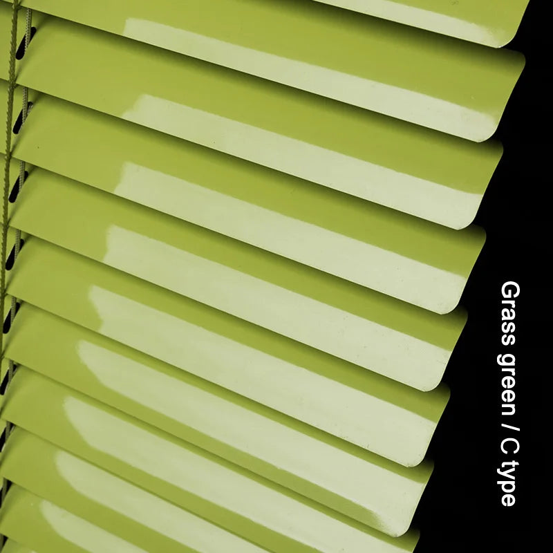 Store venitien aluminium sur mesure occultant sans percage - vue 15 sur 25