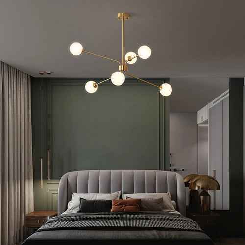 lustre décoratif en cuivre pour un intérieur nordique - vue 5 sur 9