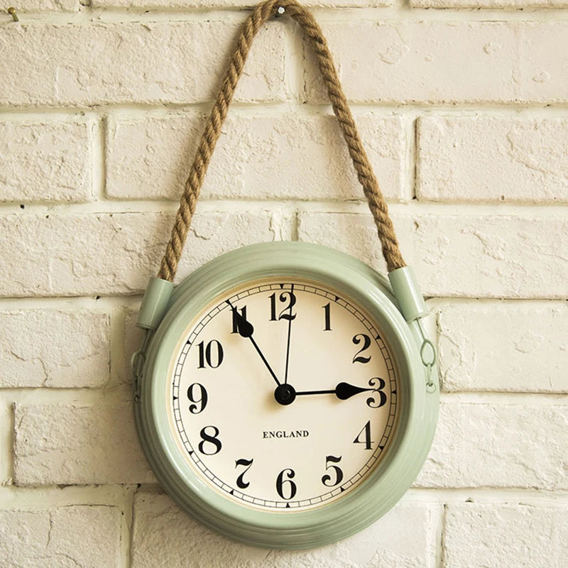 horloge murale en métal vintage décoration créative pour votre intérieur