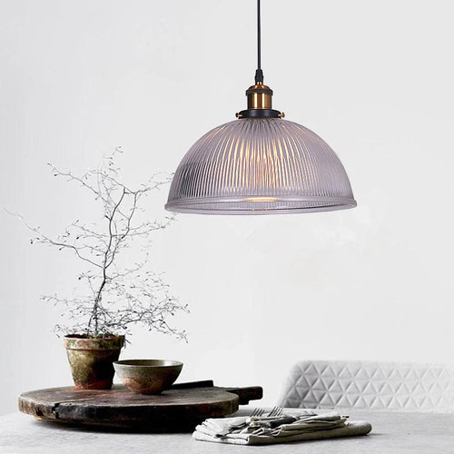 Suspension demi boule en laiton et verre transparent