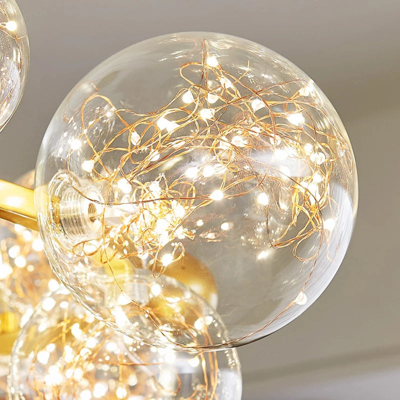 lustre moderne de luxe avec anneaux led et boule de verre - vue 5 sur 10