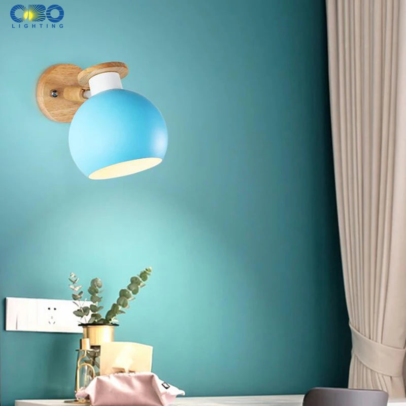 applique murale moderne en fer et bois à led - vue 4 sur 17
