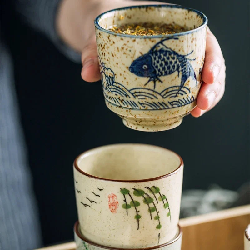 Tasse saké céramique yunomi japonaise peinte main traditionnelle