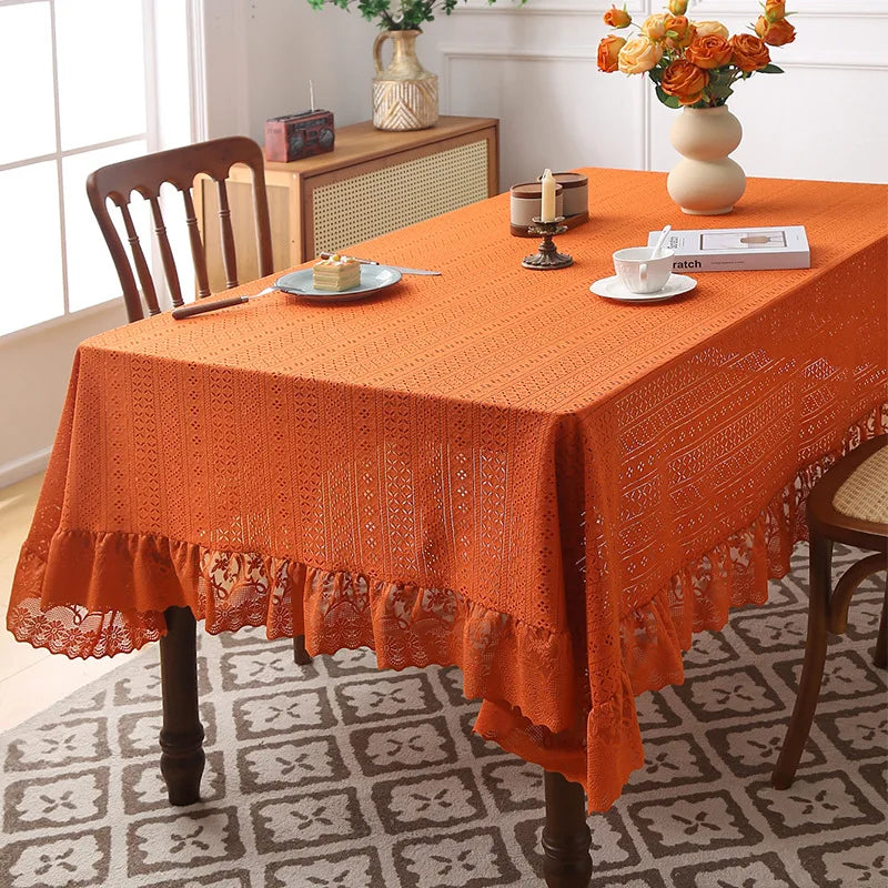 Nappe vintage jacquard bordure dentelle style nordique table