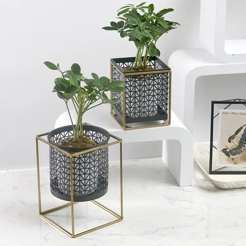pot de fleurs doré léger et nordique créatif et tendance - vue 3 sur 9